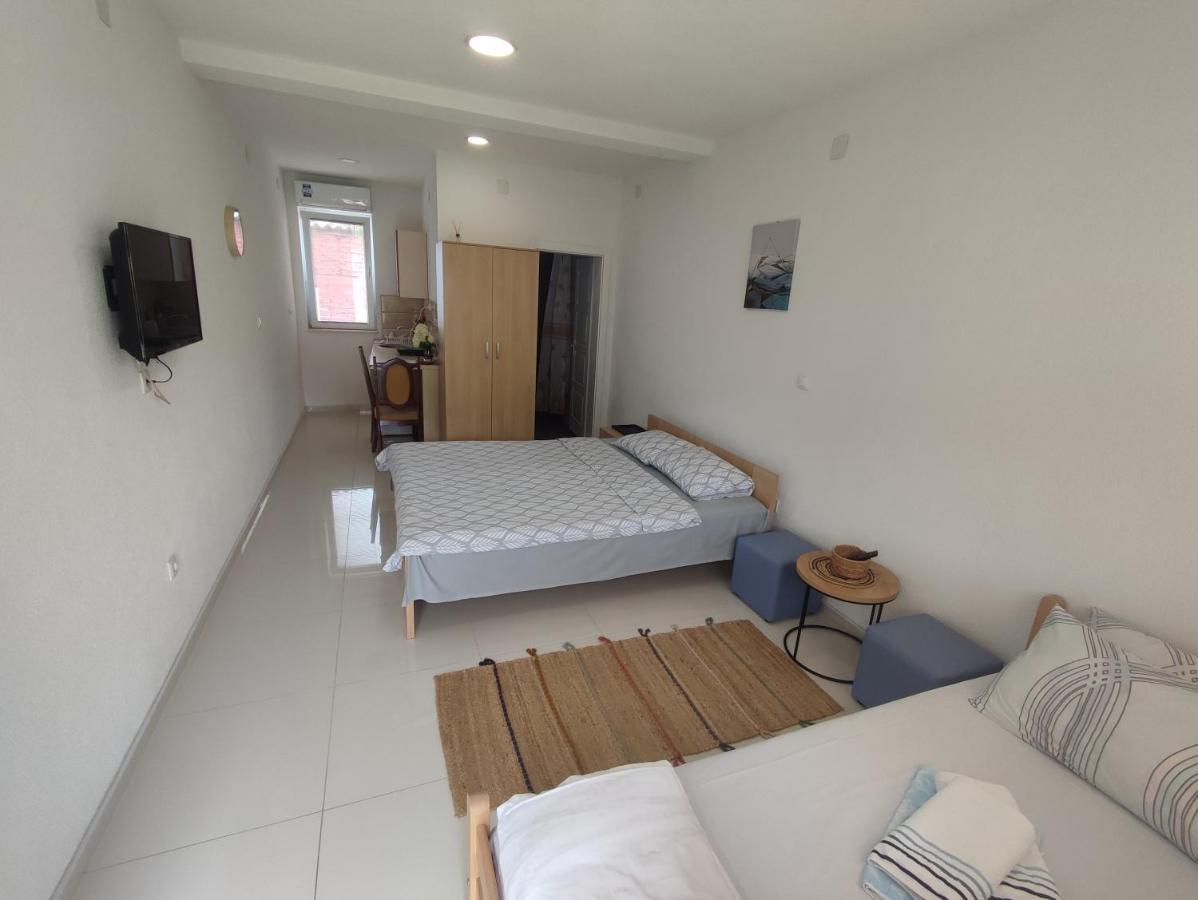 Apartments Three Охрид Екстер'єр фото
