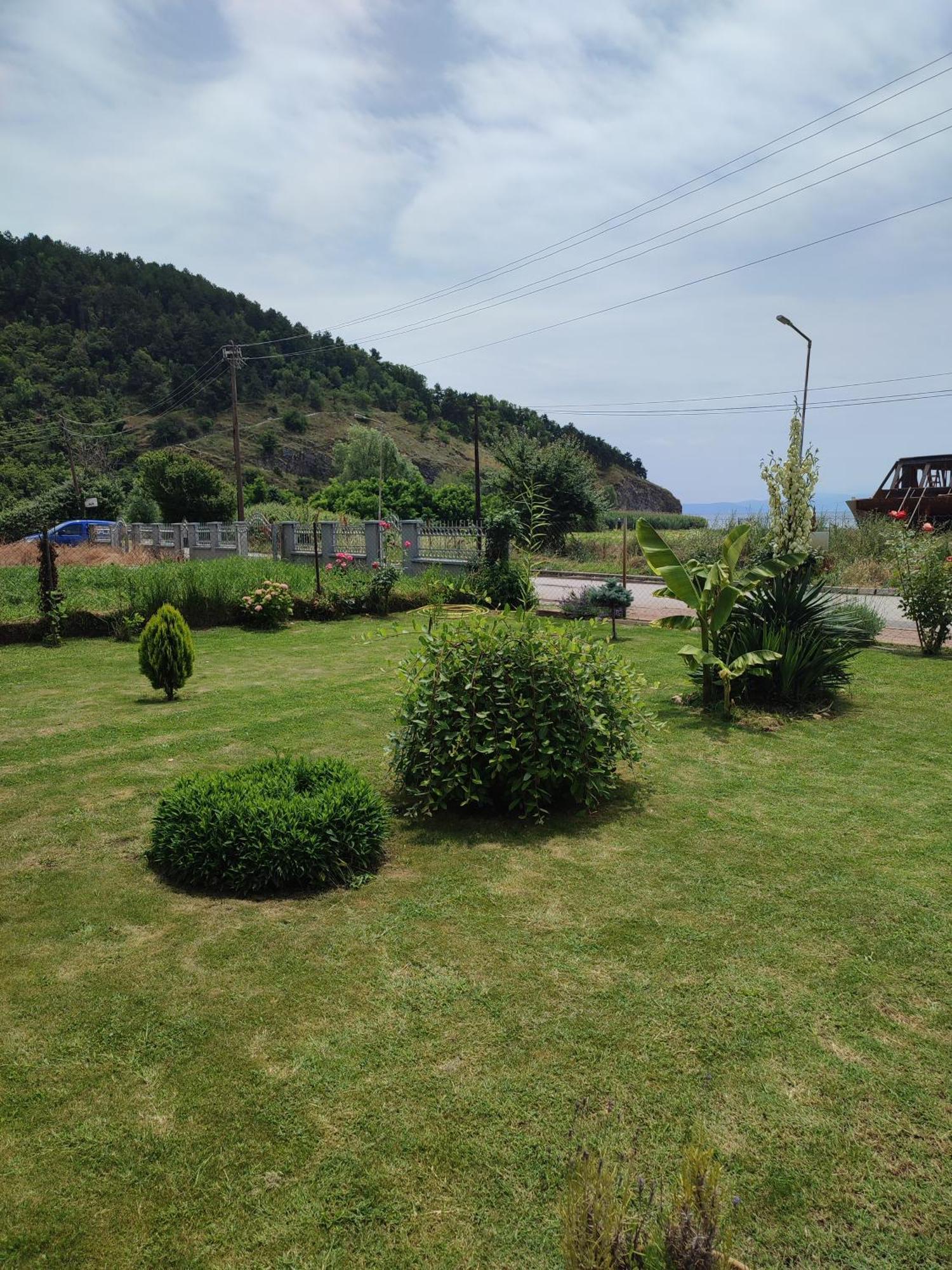 Apartments Three Охрид Екстер'єр фото
